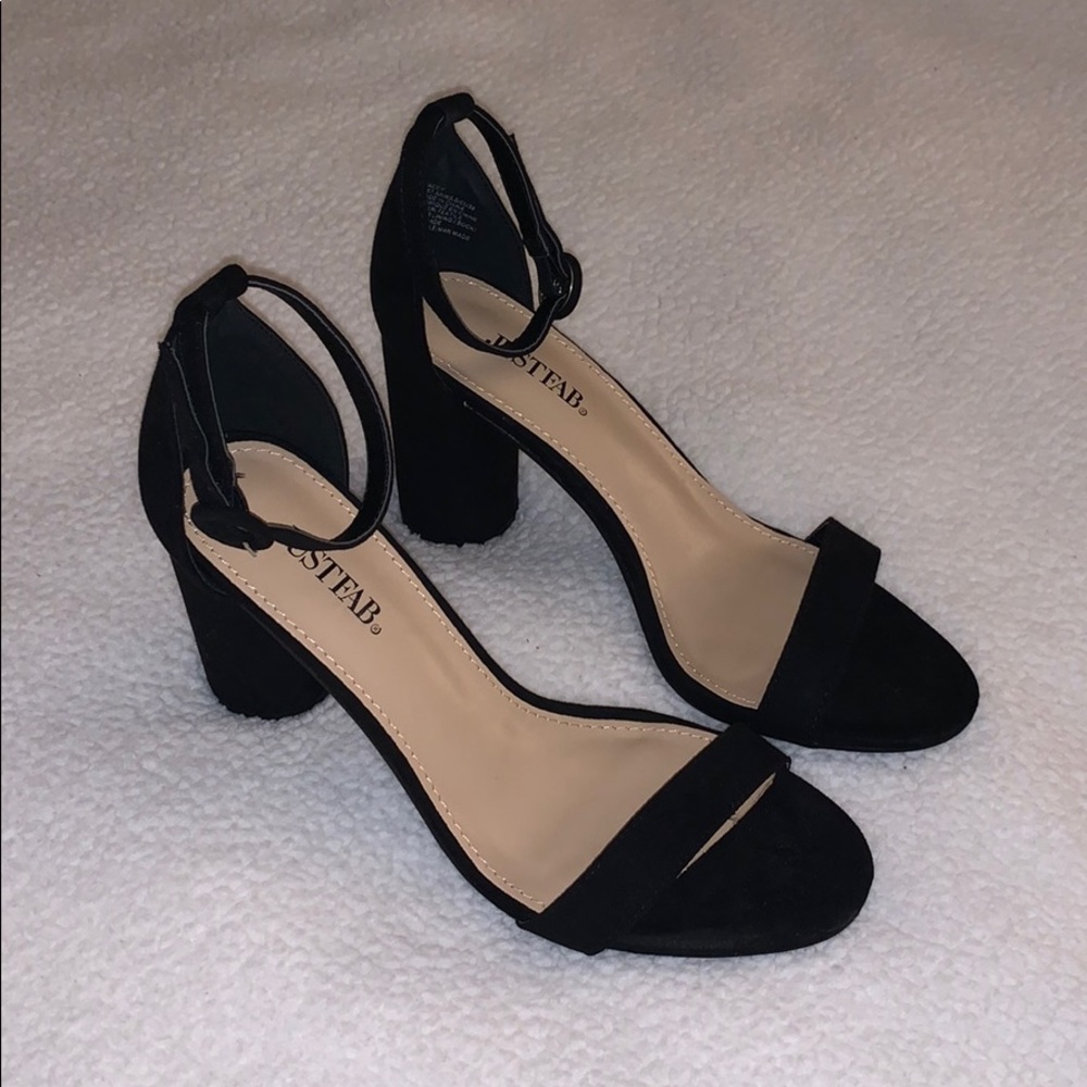 JustFab Jacey Cylinder Heel